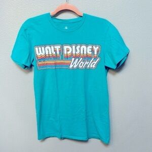 Disney Walt Disney World Pastel Logo Retro Crew Neck Short Sleeve T-shirt, small